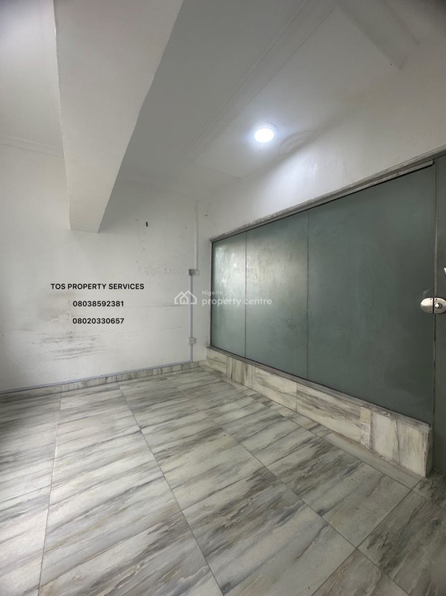 Commercial Space/shop Space, Off Admiralty, Lekki Phase 1, Lekki, Lagos, Shop for Rent