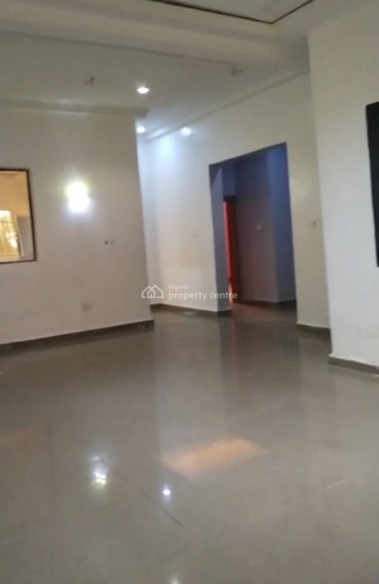2 Bedroom Flat, 1st Floor, Tarred Rd, By Berger Clinic(fully Tarred Rd), Life Camp, Abuja, Flat / Apartment for Rent