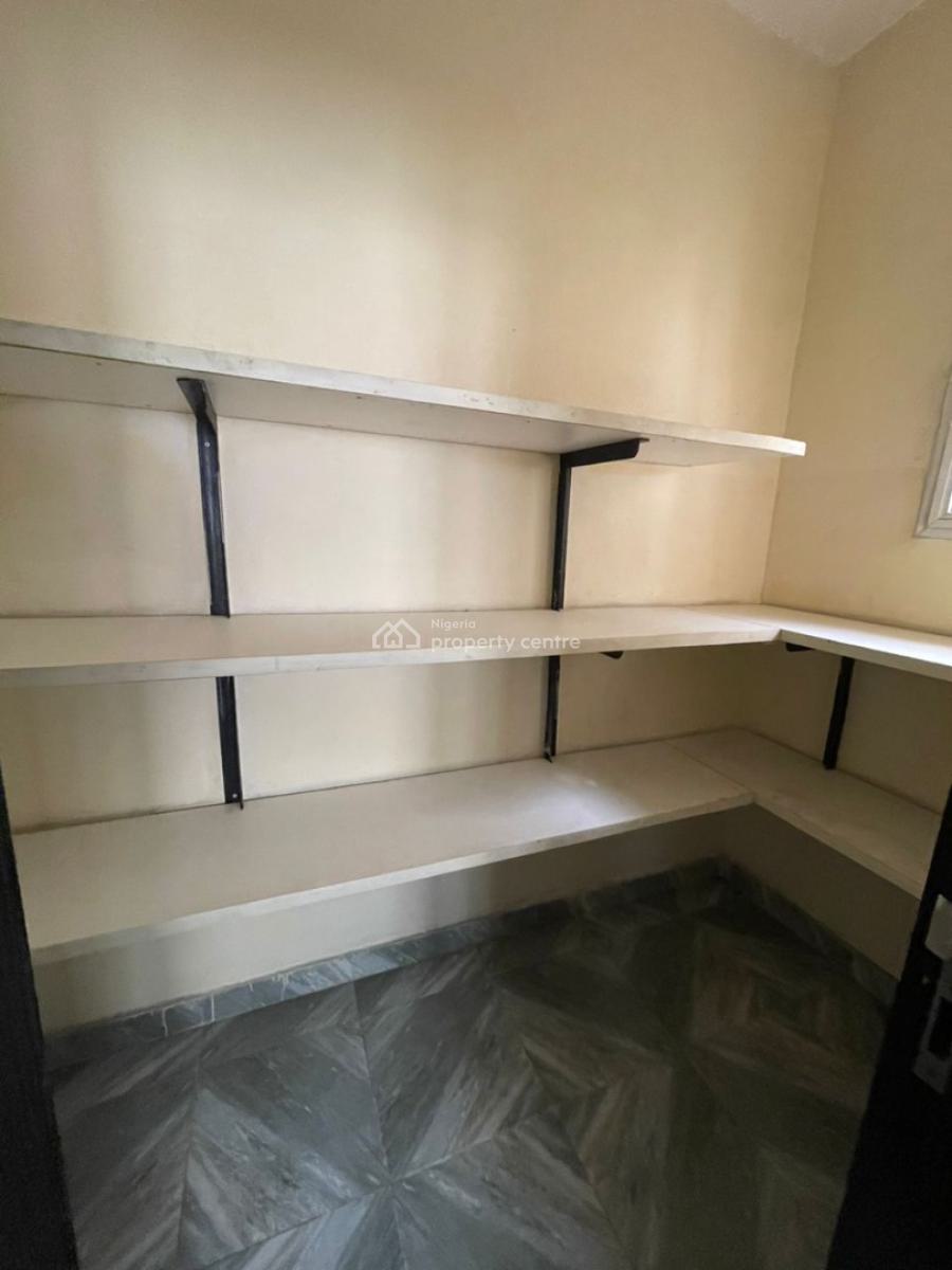 Nicely and Well Maintained 3 Bedroom Apartment, Lagos Business School Road, Olokonla, Ajah, Lagos, Flat / Apartment for Rent