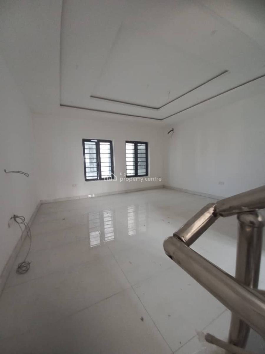 Sharp Newly Built 3 Bedroom Townhouse on 2 Floors, Ologolo Lekki Lagos, Ologolo, Lekki, Lagos, Terraced Duplex for Rent