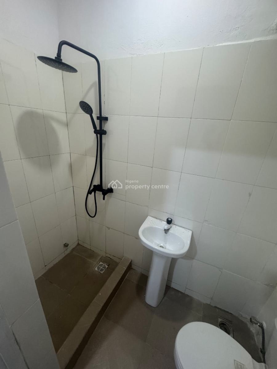 a Nice Room and Parlour(mini Flat) Available, Close to First City Hospital, Osapa, Lekki, Lagos, Mini Flat (room and Parlour) for Rent