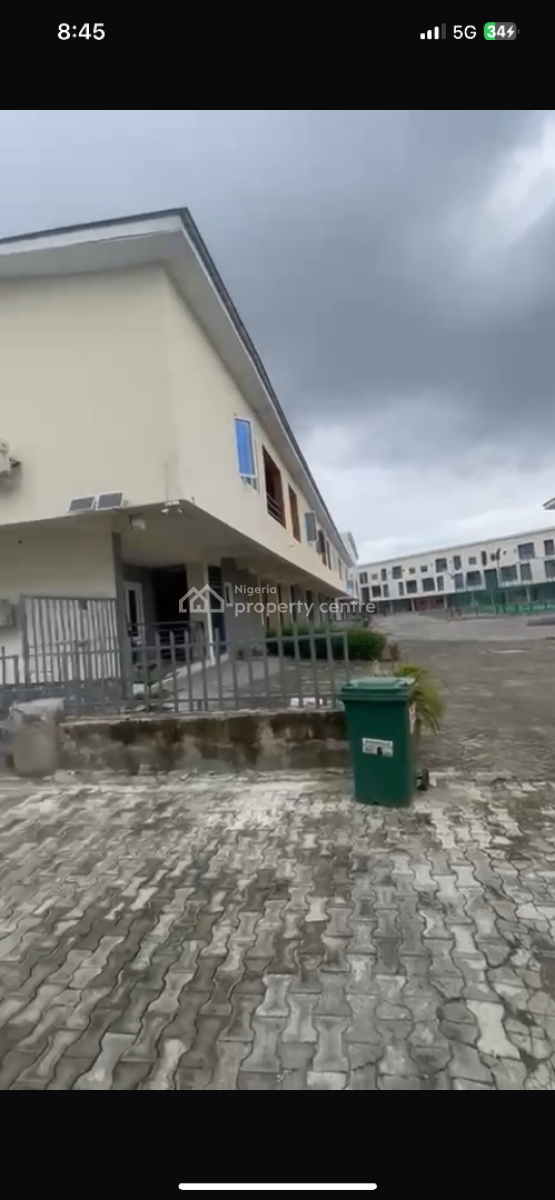 3bedroom Flat in Lekki Gardens General Paint Ajah, Lekki Gardens Atlantic Nominee Estate General Paint Ajah, Ajah, Lagos, Flat / Apartment for Sale