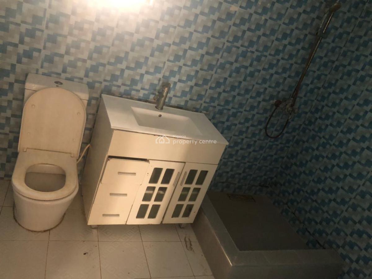 Spacious 4 Bedroom Duplex in an Elite, Well-secured Estate, Meadow View Estate, Ogombo, Ajah, Lekki, Ogombo, Ajah, Lagos, Semi-detached Duplex for Rent