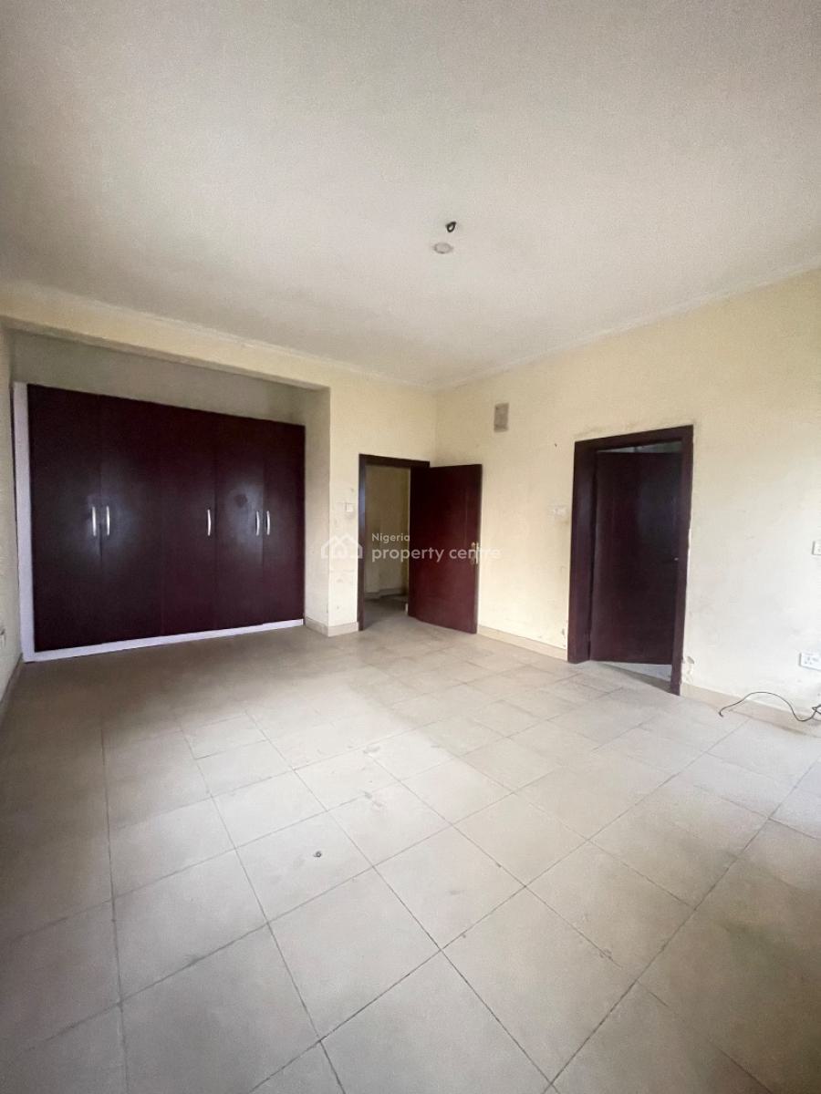 Standard 3 Bedroom Apartment with Bq Upstairs Inside Call to Access, Located Inside Secured and Tight Estate,constant Light,clean Water, Sangotedo, Ajah, Lagos, Flat / Apartment for Rent