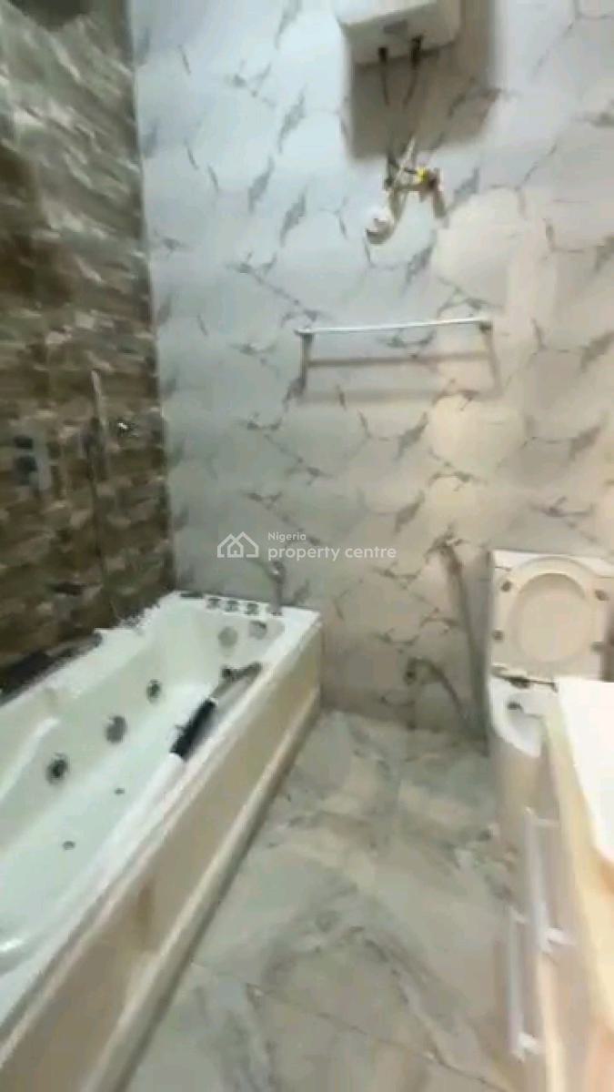 a Fully Furnished and Standard 2 Bedroom, Upstairs with All Rooms En-suite, Yabatech Gra, Yaba, Lagos, Flat / Apartment for Sale