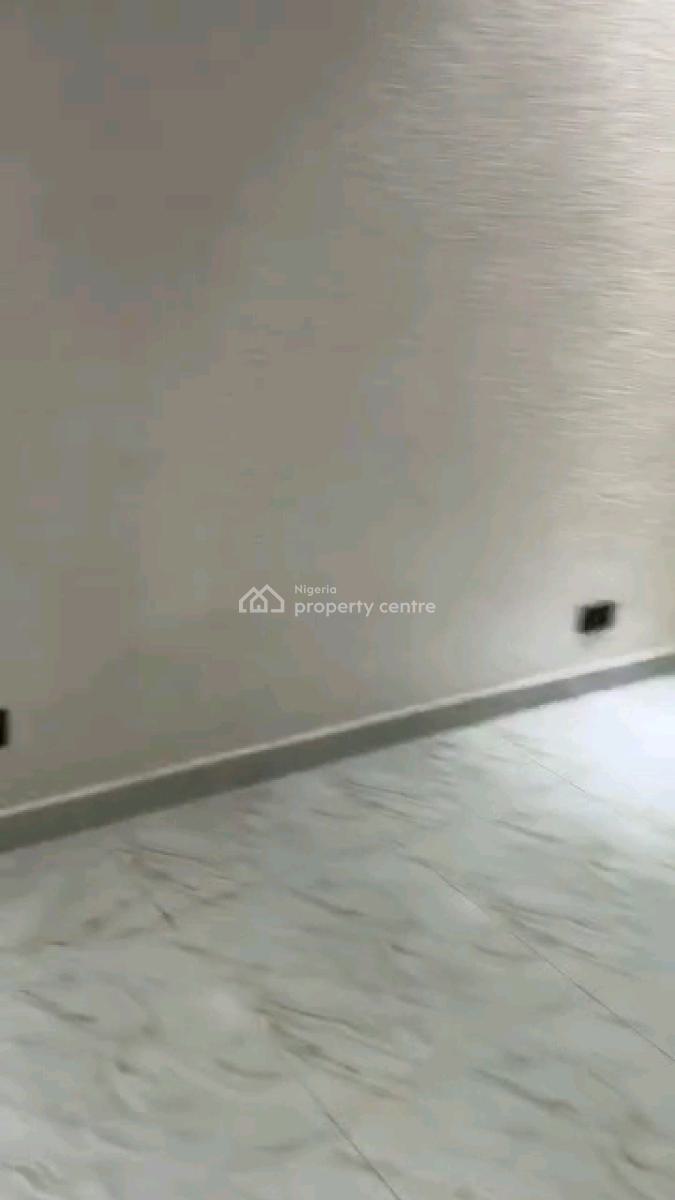 a Fully Furnished and Standard 2 Bedroom, Upstairs with All Rooms En-suite, Yabatech Gra, Yaba, Lagos, Flat / Apartment for Sale