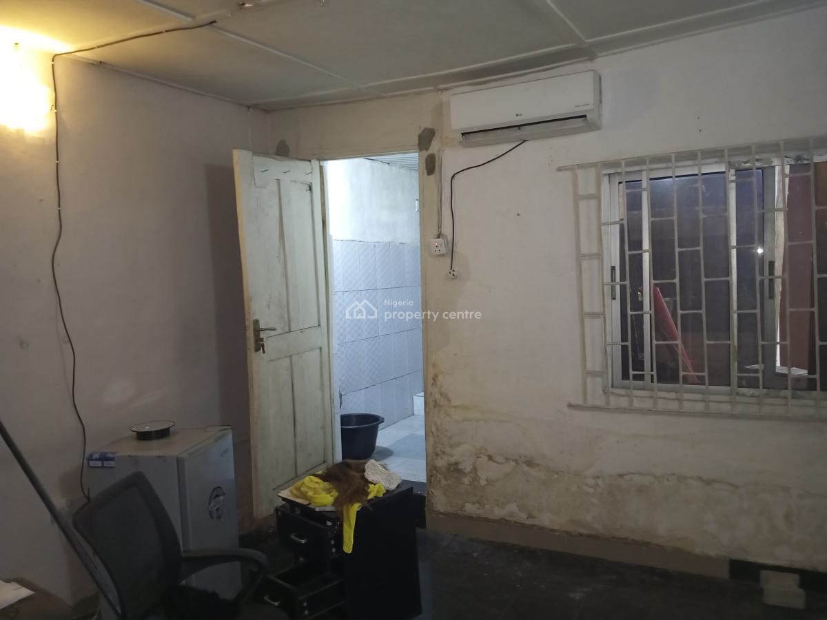 a Room in a Shared Apartment, Abraham Adasanya Estate, Ajiwe, Ajah, Lagos, Self Contain (single Rooms) for Rent