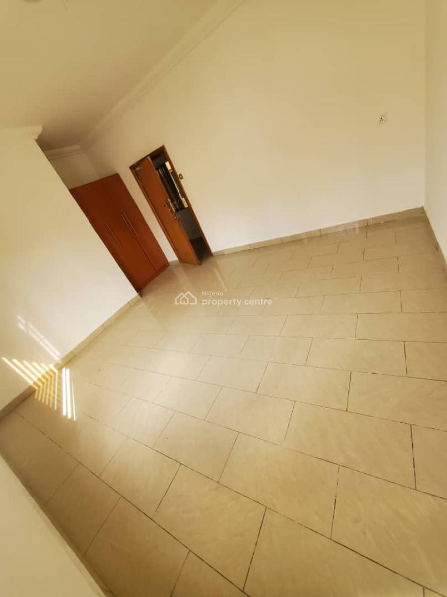 Recently Renovated Executive Serviced Mini Flat, Lekki Phase 1, Lekki, Lagos, Mini Flat (room and Parlour) for Rent