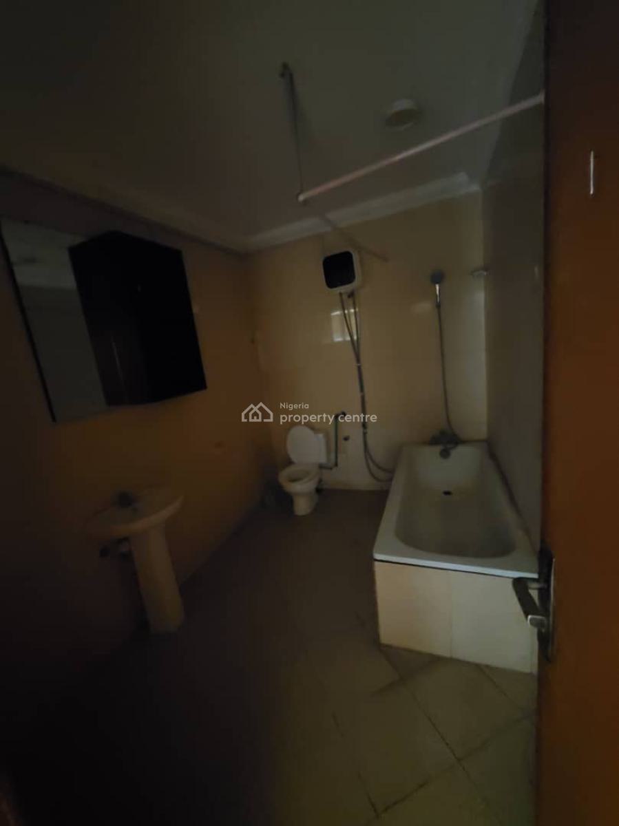 Recently Renovated Executive Serviced Mini Flat, Lekki Phase 1, Lekki, Lagos, Mini Flat (room and Parlour) for Rent