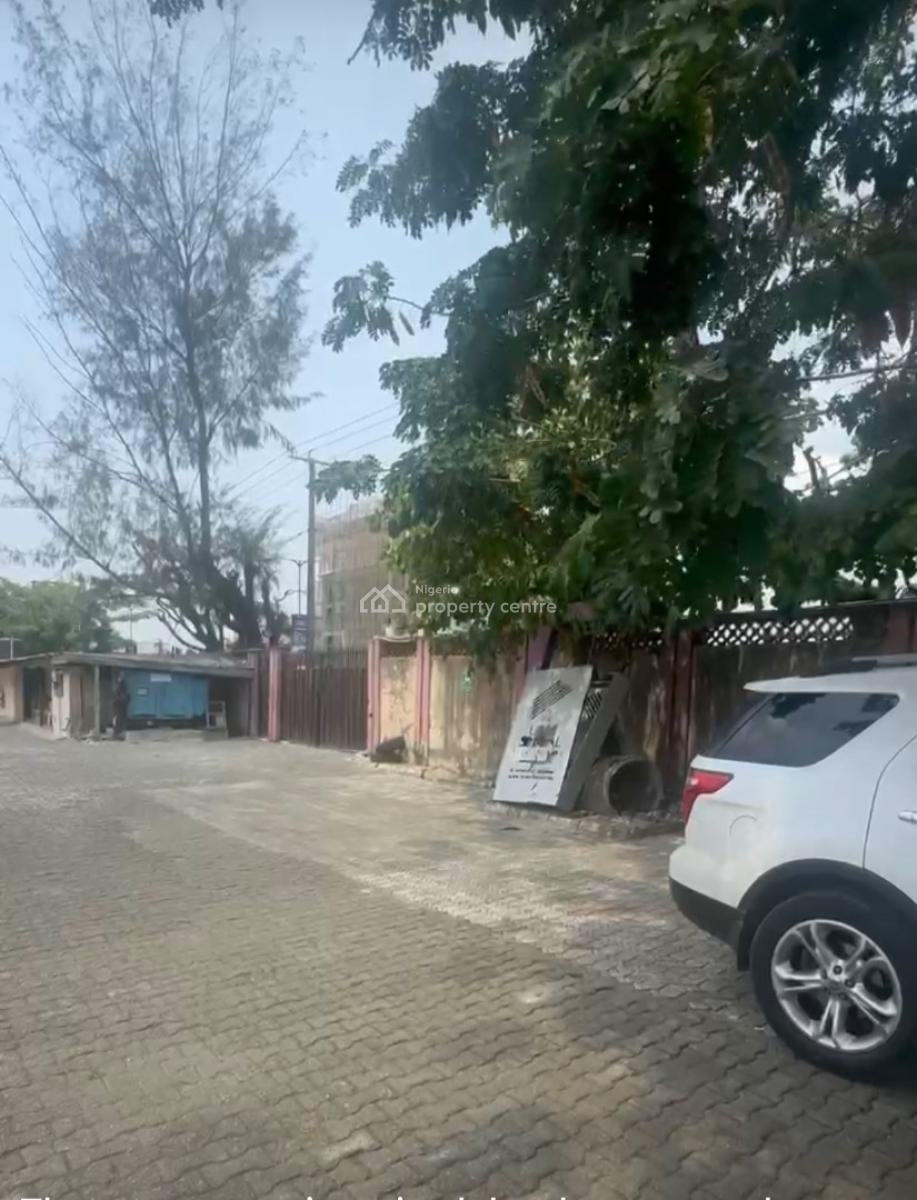 Plots of Land Facing Admiralty Way, on Admiralty Way, Lekki Phase 1, Lekki, Lagos, Mixed-use Land for Sale