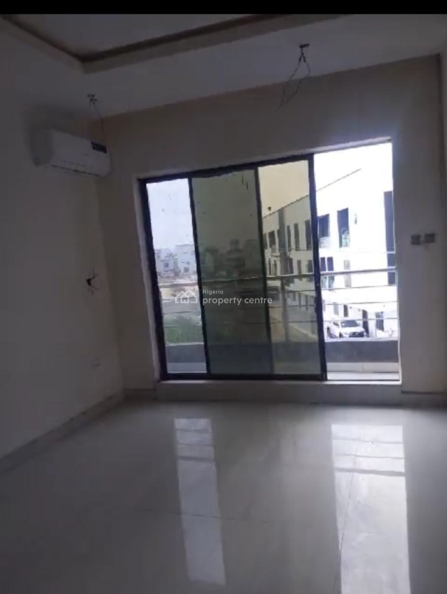 3 Bedroom Apartment in Lekki Phase 1, Lekki Phase 1, Lekki, Lagos, Flat / Apartment for Sale