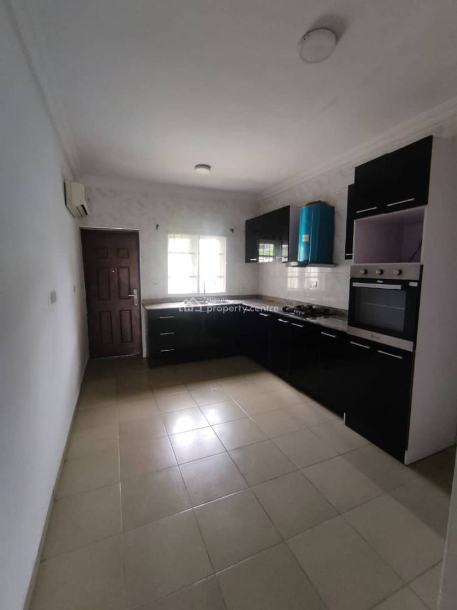 Spacious *bq* at Osapa, Osapa, Lekki, Lagos, Flat / Apartment for Rent