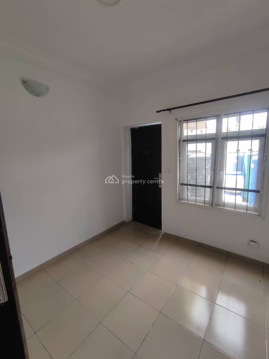 Spacious *bq* at Osapa, Osapa, Lekki, Lagos, Flat / Apartment for Rent