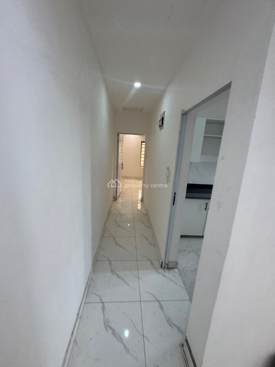 a Super Luxury Fully Serviced 1 Bedroom with Stunning View, Off Spg Road, Ologolo, Lekki, Lagos, Mini Flat (room and Parlour) for Sale