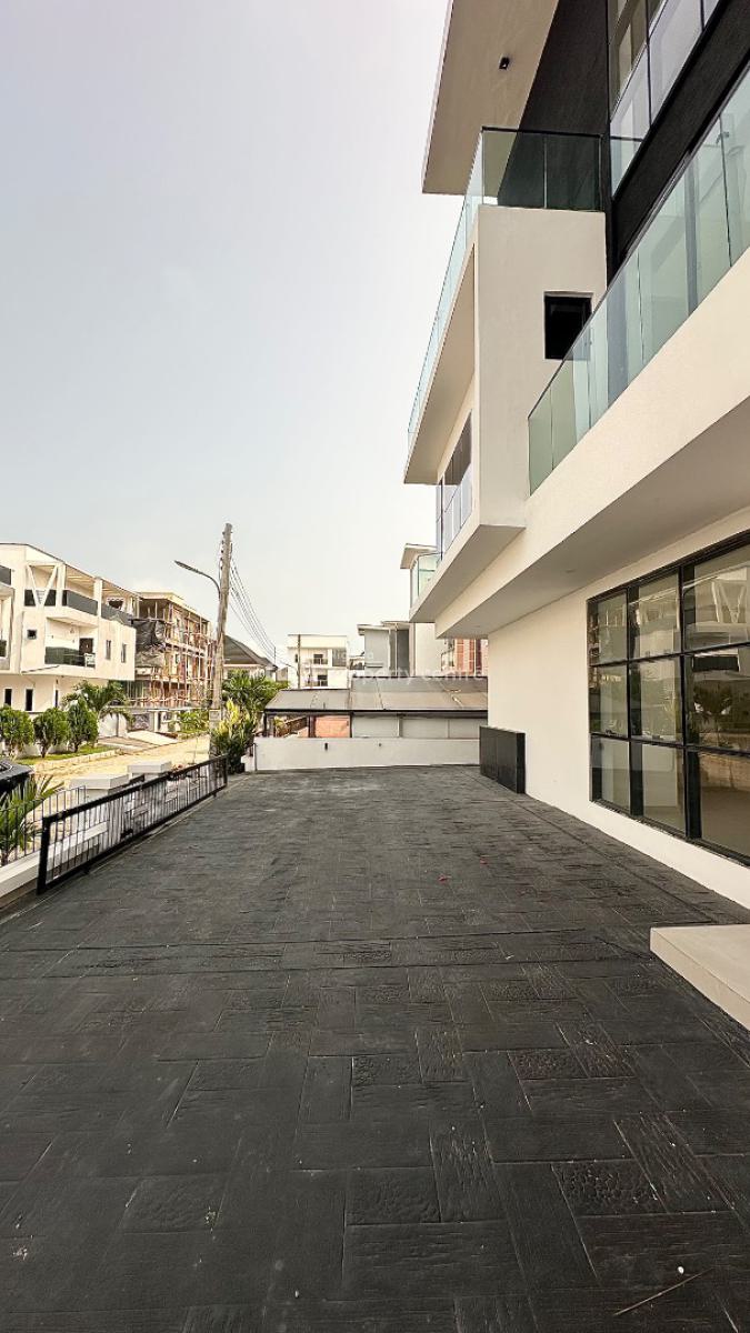 a Modern  Styled Fully Detached Lux, 5bdr  Duplex with All Necessities, Best Estate in Orchid Road, Lekki Phase 2, Lekki, Lagos, Detached Duplex for Sale
