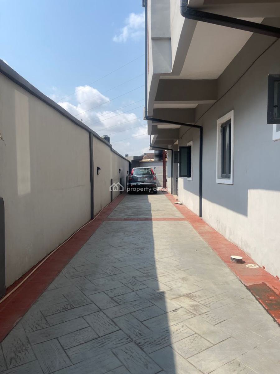 a Luxury Spacious Mini Flat with Wardrobe, Kitchen Cabinet, Car Park, Surulere, Lagos, Mini Flat (room and Parlour) for Rent