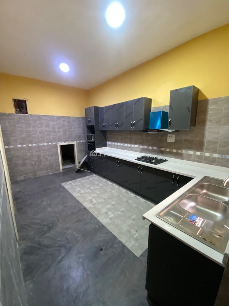 Luxury 4 Bedroom, Off Bisola Durosimi Etti, Lekki Phase 1, Lekki, Lagos, Semi-detached Duplex for Rent