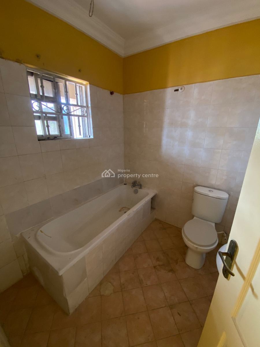 Luxury 4 Bedroom, Off Bisola Durosimi Etti, Lekki Phase 1, Lekki, Lagos, Semi-detached Duplex for Rent