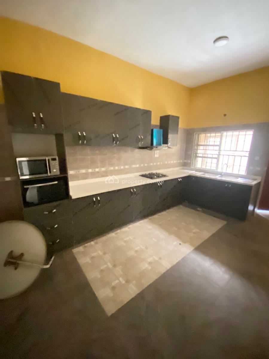 Luxury 4 Bedroom, Off Bisola Durosimi Etti, Lekki Phase 1, Lekki, Lagos, Semi-detached Duplex for Rent