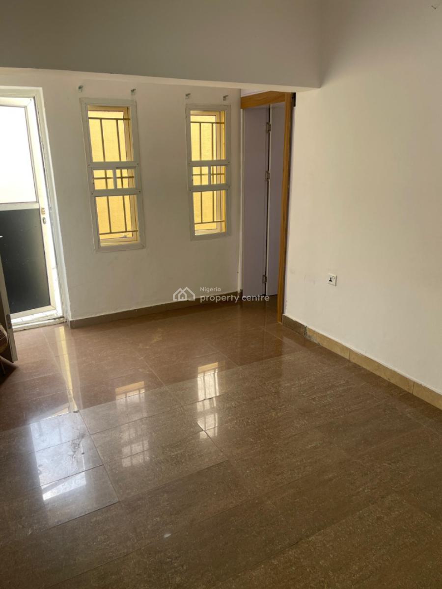Executive Serviced Mini Flat Apartment, Off Adewunmi Adebimpe Street, Lekki Phase 1, Lekki, Lagos, Mini Flat (room and Parlour) for Rent
