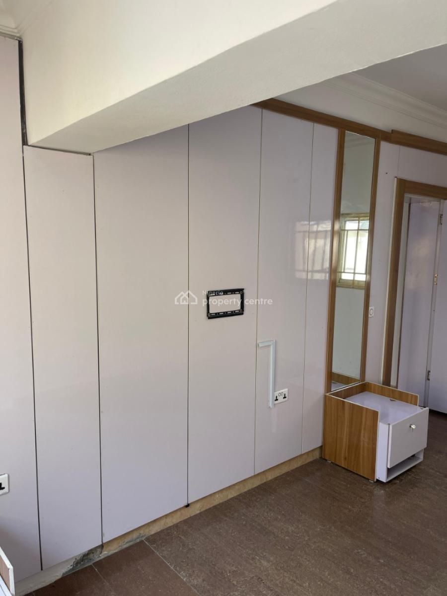 Executive Serviced Mini Flat Apartment, Off Adewunmi Adebimpe Street, Lekki Phase 1, Lekki, Lagos, Mini Flat (room and Parlour) for Rent