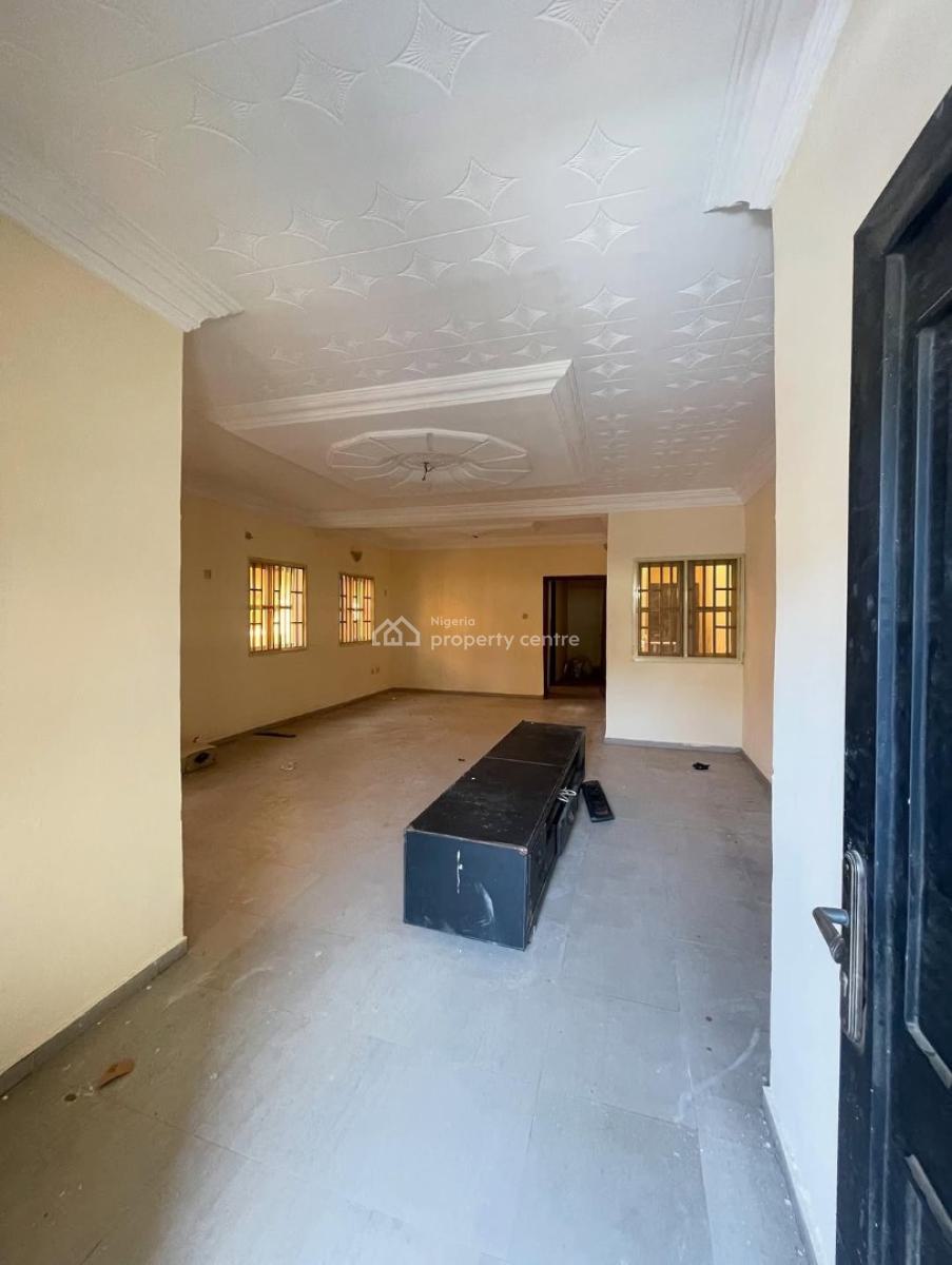 Spacious 3 Bedroom Apartment, Osapa, Lekki, Lagos, Flat / Apartment for Rent
