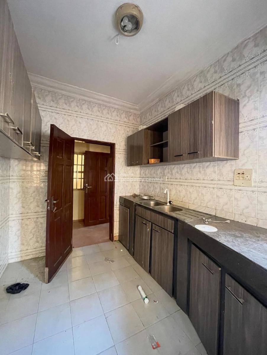 Spacious 3 Bedroom Apartment, Osapa, Lekki, Lagos, Flat / Apartment for Rent
