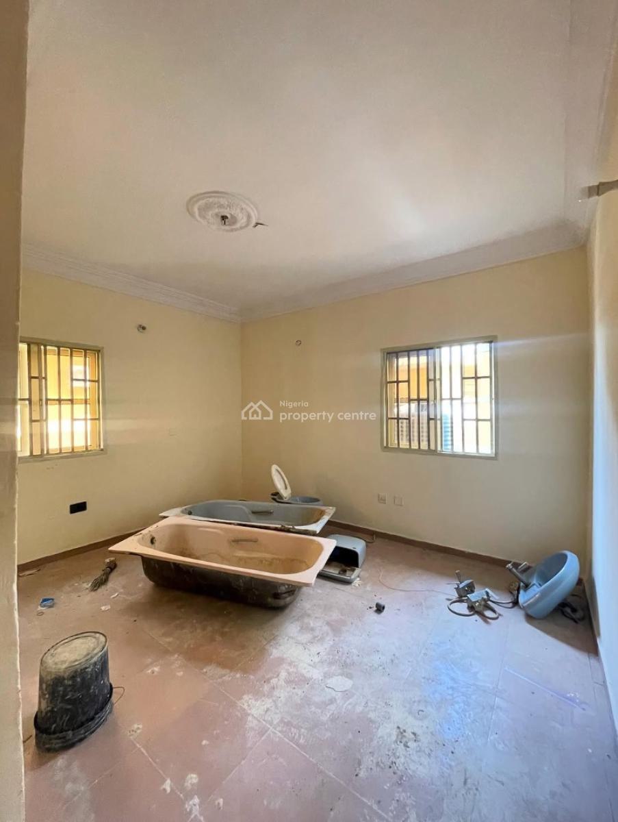 Spacious 3 Bedroom Apartment, Osapa, Lekki, Lagos, Flat / Apartment for Rent