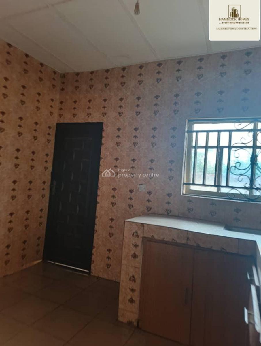 a Solidly Built Twin Flat Consisting of 3-bedroom & 2-bedroom Flats, Mogaji Close, Kute (near Iya Alamala’s House), Ibadan, Oyo, Block of Flats for Sale