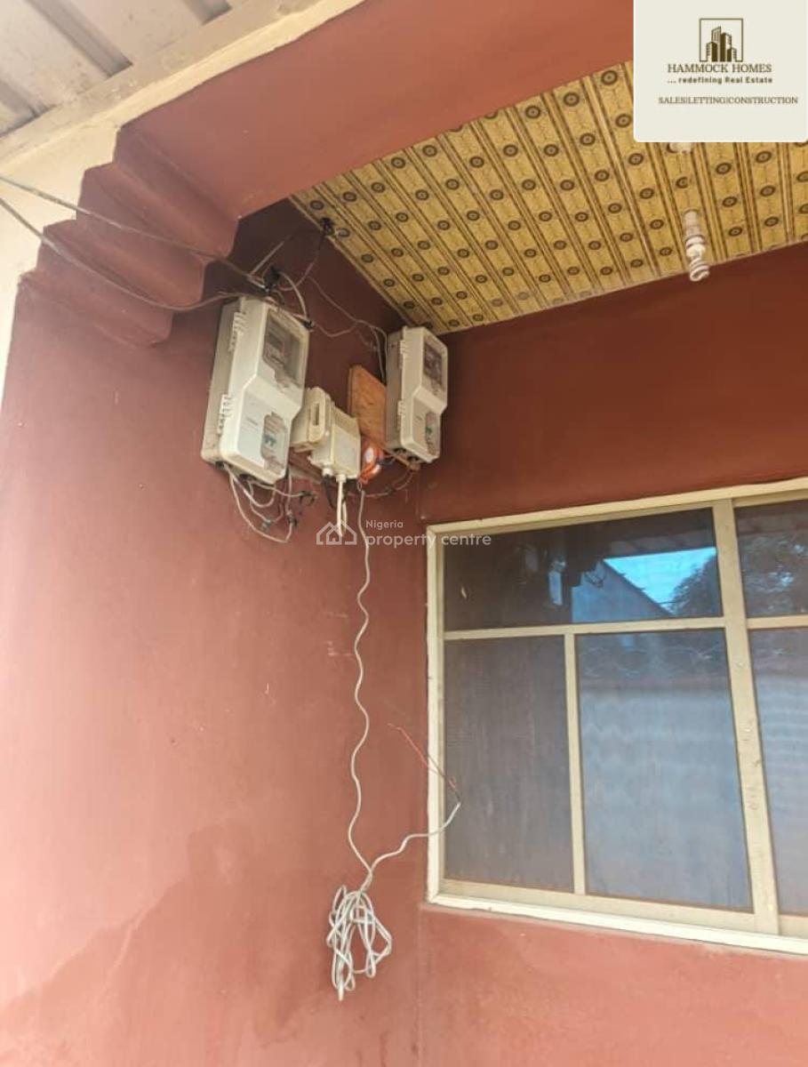 a Solidly Built Twin Flat Consisting of 3-bedroom & 2-bedroom Flats, Mogaji Close, Kute (near Iya Alamala’s House), Ibadan, Oyo, Block of Flats for Sale