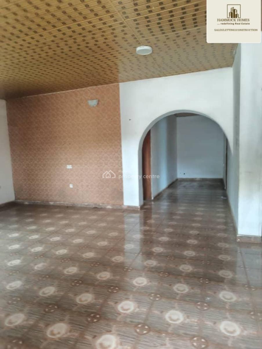 a Solidly Built Twin Flat Consisting of 3-bedroom & 2-bedroom Flats, Mogaji Close, Kute (near Iya Alamala’s House), Ibadan, Oyo, Block of Flats for Sale