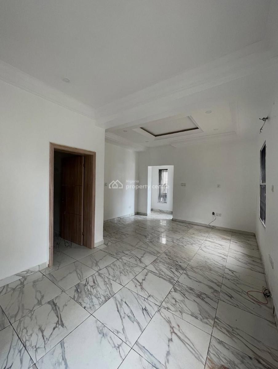 Spacious 2 Bedroom Apartment, Osapa, Lekki, Lagos, Flat / Apartment for Rent