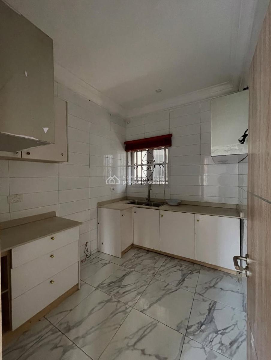 Spacious 2 Bedroom Apartment, Osapa, Lekki, Lagos, Flat / Apartment for Rent