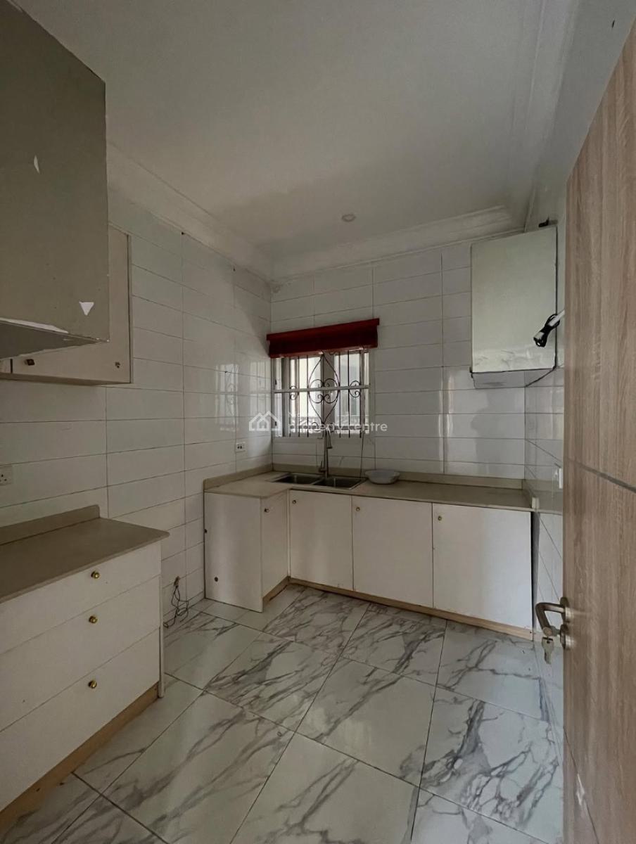 Spacious 2 Bedroom Apartment, Osapa, Lekki, Lagos, Flat / Apartment for Rent