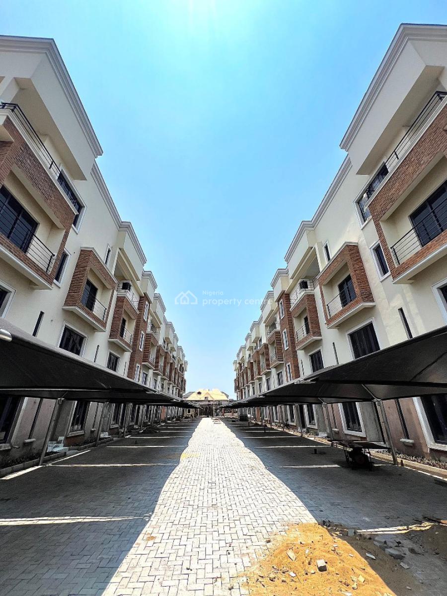 Luxury and Spacious 4 Bedroom Terrace with Bq,pool and Gym, Lekki Phase 1, Lekki, Lagos, Terraced Duplex for Rent