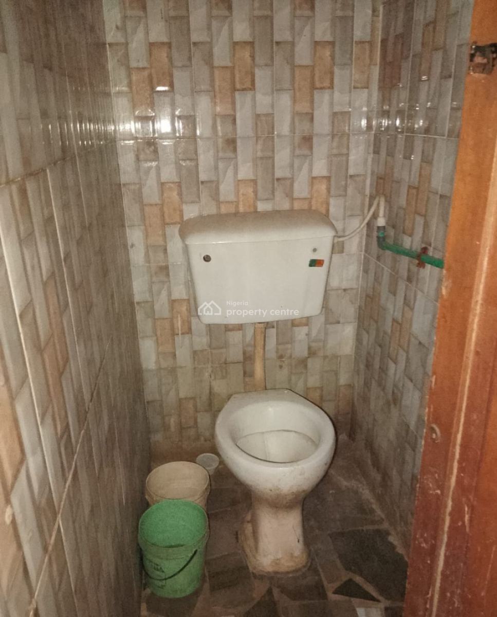 a Fine Standard Self Contain, Yaba, Lagos, Self Contain (single Rooms) for Rent
