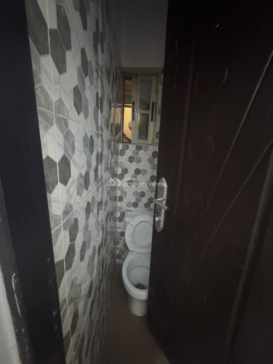 a Nice and Spacious 1 Bedroom Apartment, Off Spg Road, Ologolo, Lekki, Lagos, Mini Flat (room and Parlour) for Rent