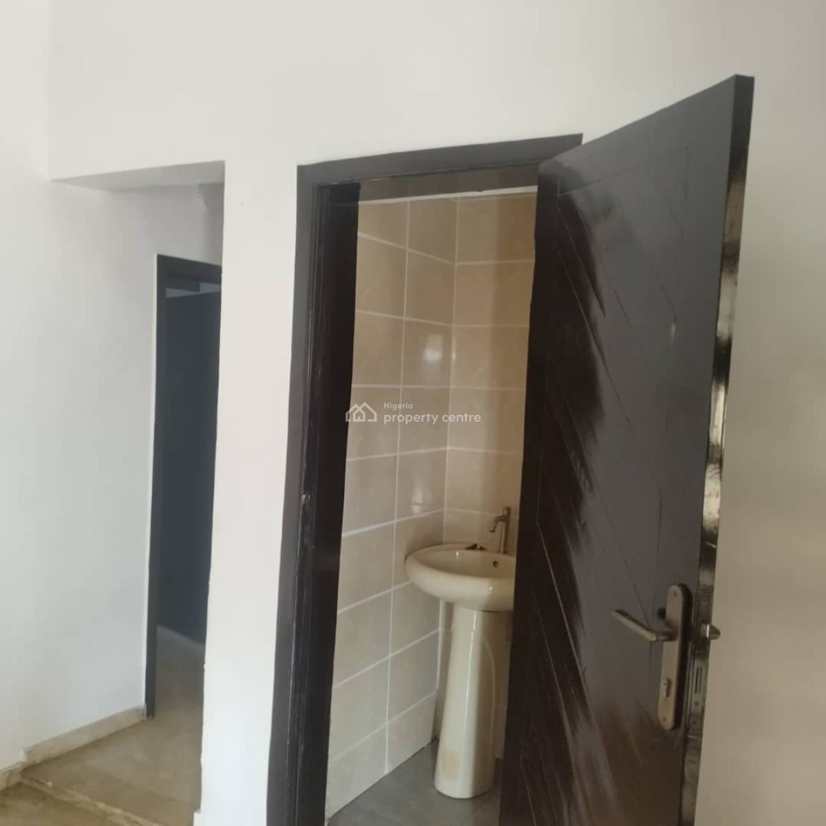 3 Bedroom Duplex, Gra Phase 2, Magodo, Lagos, Detached Duplex for Rent