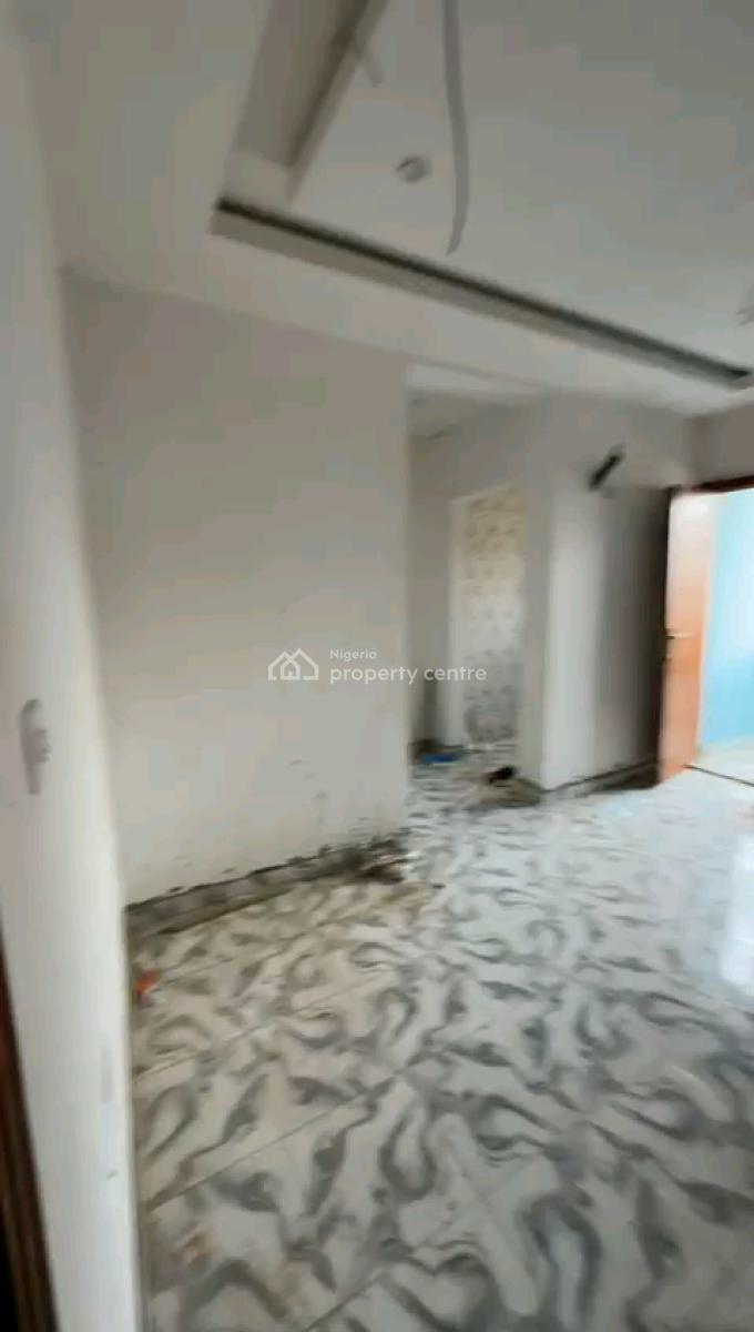 a Tastefully Finished and Standard Miniflat, Upstairs and Groundfloor, Off Morocco Road, Shomolu, Lagos, Mini Flat (room and Parlour) for Rent