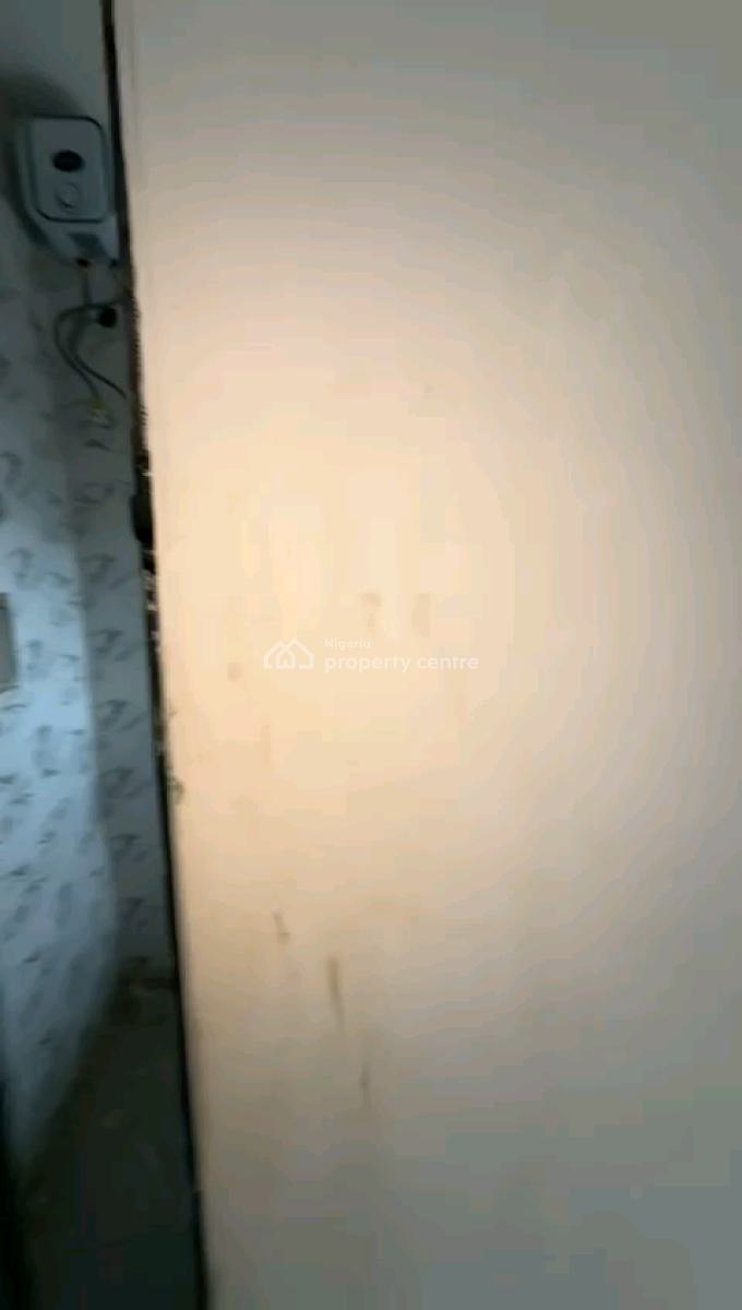 a Tastefully Finished and Standard Miniflat, Upstairs and Groundfloor, Off Morocco Road, Shomolu, Lagos, Mini Flat (room and Parlour) for Rent