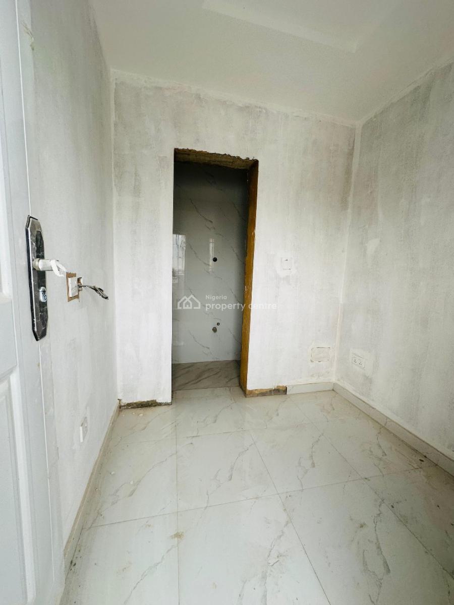 Last Unit Alert! Newly Built 3-bedroom Apartment + Bq in an Estate, This Home Offers Unmatched Convenience and a Lifestyle Upgrade, Adeniyi Jones, Ikeja, Lagos, Block of Flats for Sale