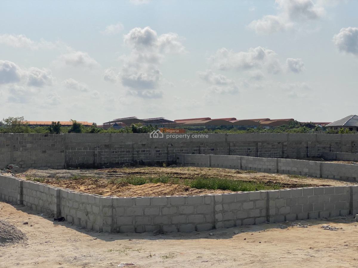 Residential Estate Land on The Expressway with Each Plots Fenced, Iberekodo, Ibeju Lekki, Lagos, Residential Land for Sale