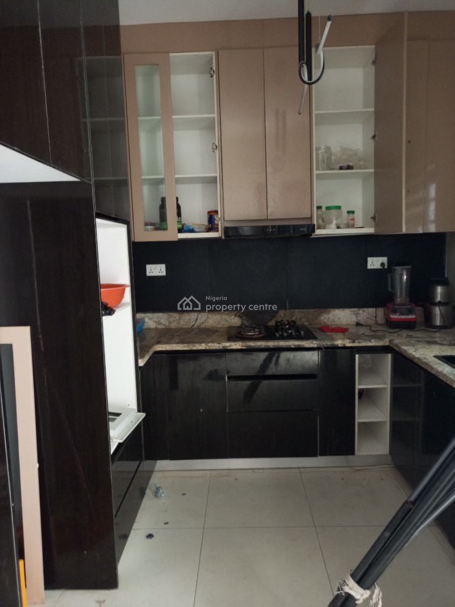 Luxury 3bed Terrace with 24hours Light Pool Secured Estate, Access Coded Estate, Ologolo, Lekki, Lagos, Terraced Duplex for Rent