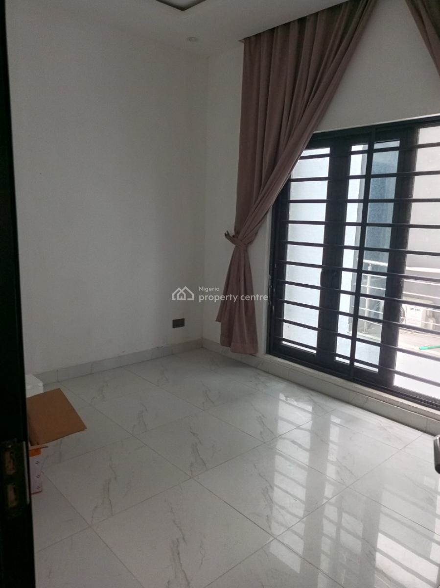 Luxury 3bed Terrace with 24hours Light Pool Secured Estate, Access Coded Estate, Ologolo, Lekki, Lagos, Terraced Duplex for Rent