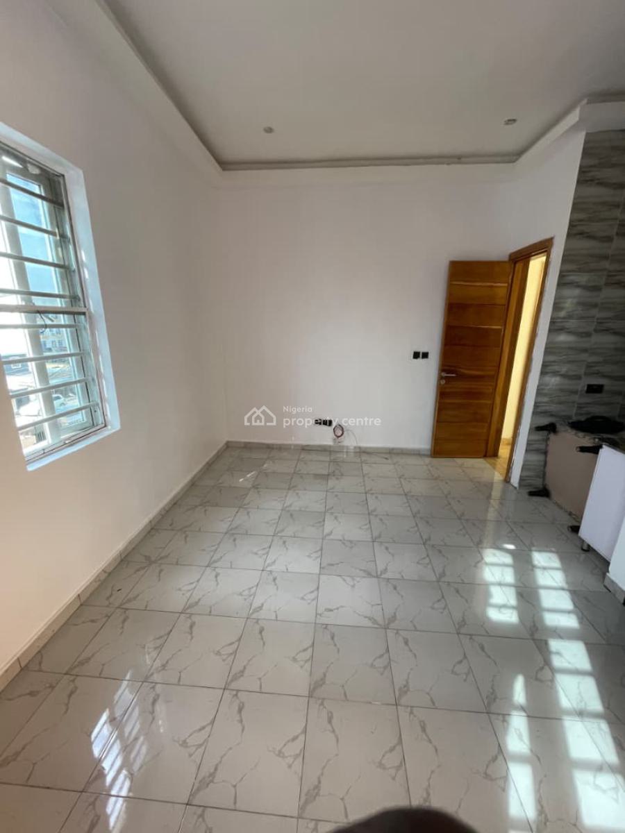 Standard N Massive Studio Apt, Alpha Beach Road Off Chevron Lekki Lagos, Lekki, Lagos, Self Contain (single Rooms) for Rent