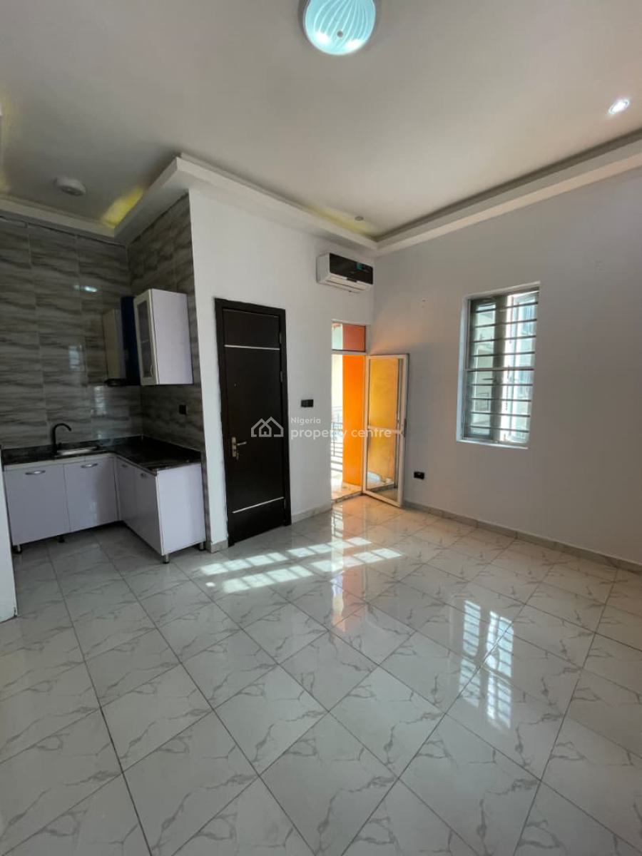 Standard N Massive Studio Apt, Alpha Beach Road Off Chevron Lekki Lagos, Lekki, Lagos, Self Contain (single Rooms) for Rent