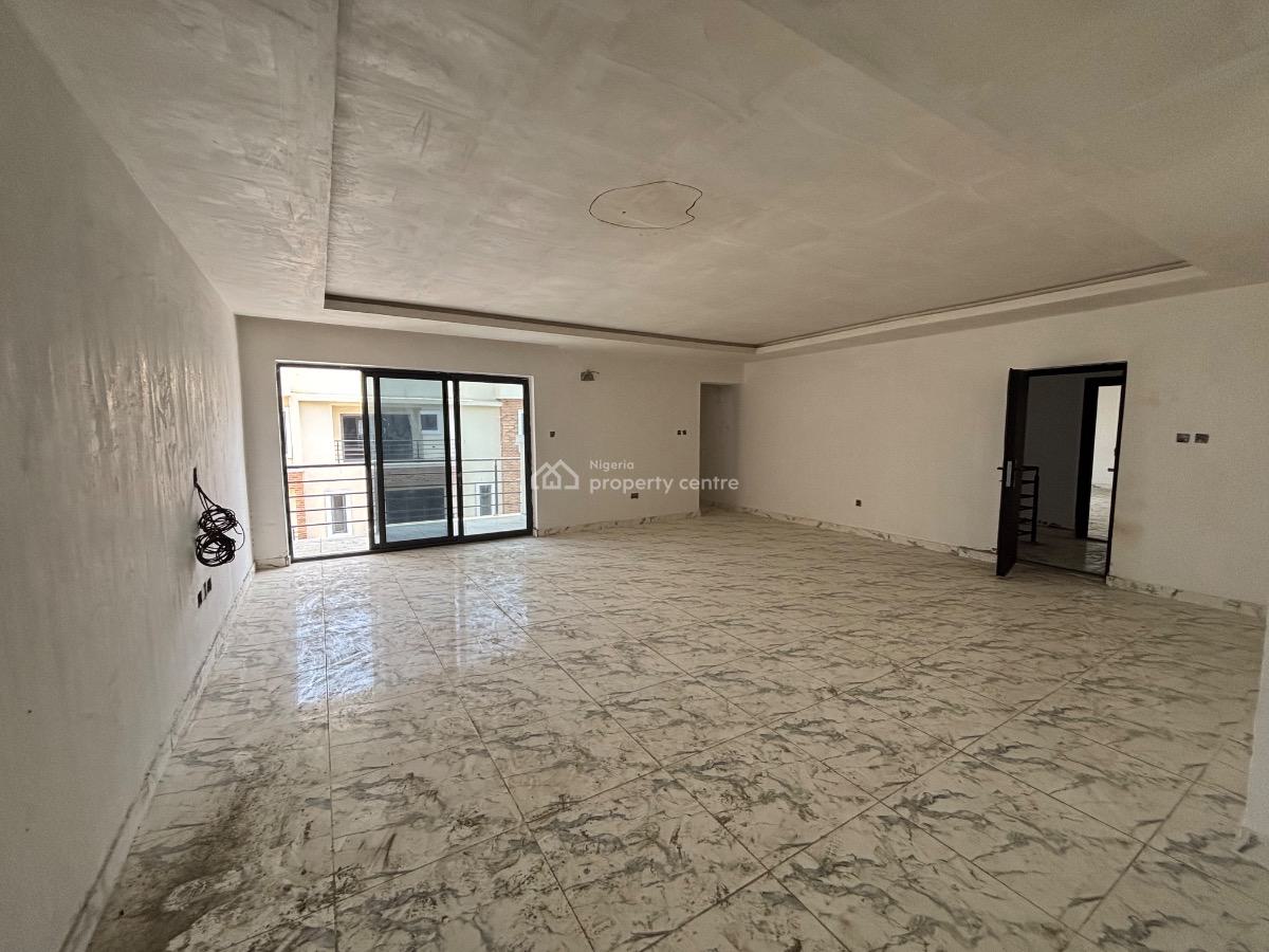 Spacious 2 Bedroom Apartment with Swimming Pool and Gym, Lekki Phase 1, Lekki, Lagos, Flat / Apartment for Rent