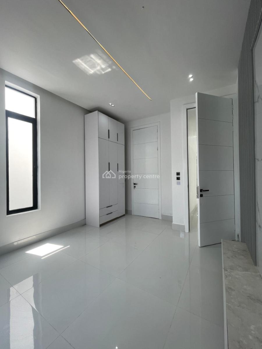 5 Bedrooms Fully Detached Duplex with Swimming Pool, 2nd Roll Gate, Lekki, Lagos, Detached Duplex for Sale