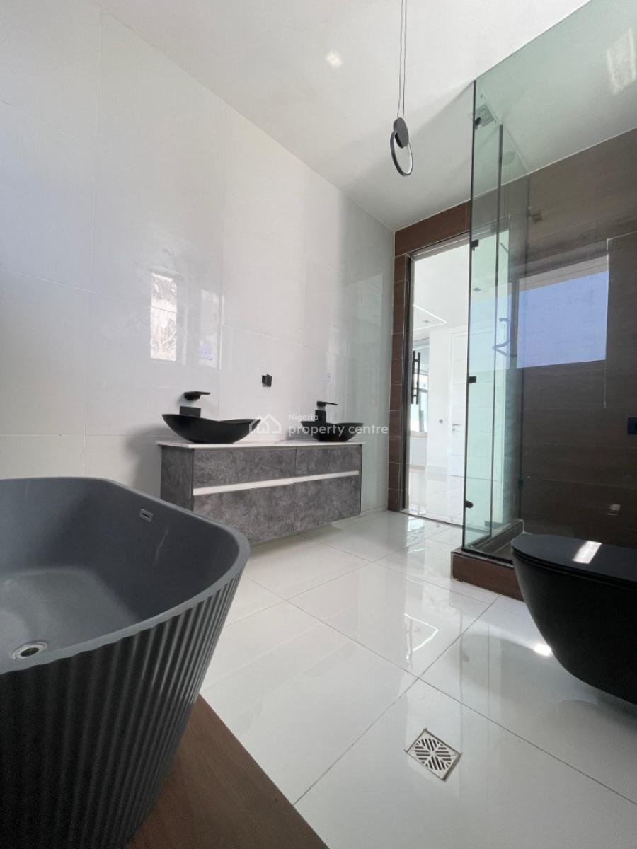 5 Bedrooms Fully Detached Duplex with Swimming Pool, 2nd Roll Gate, Lekki, Lagos, Detached Duplex for Sale