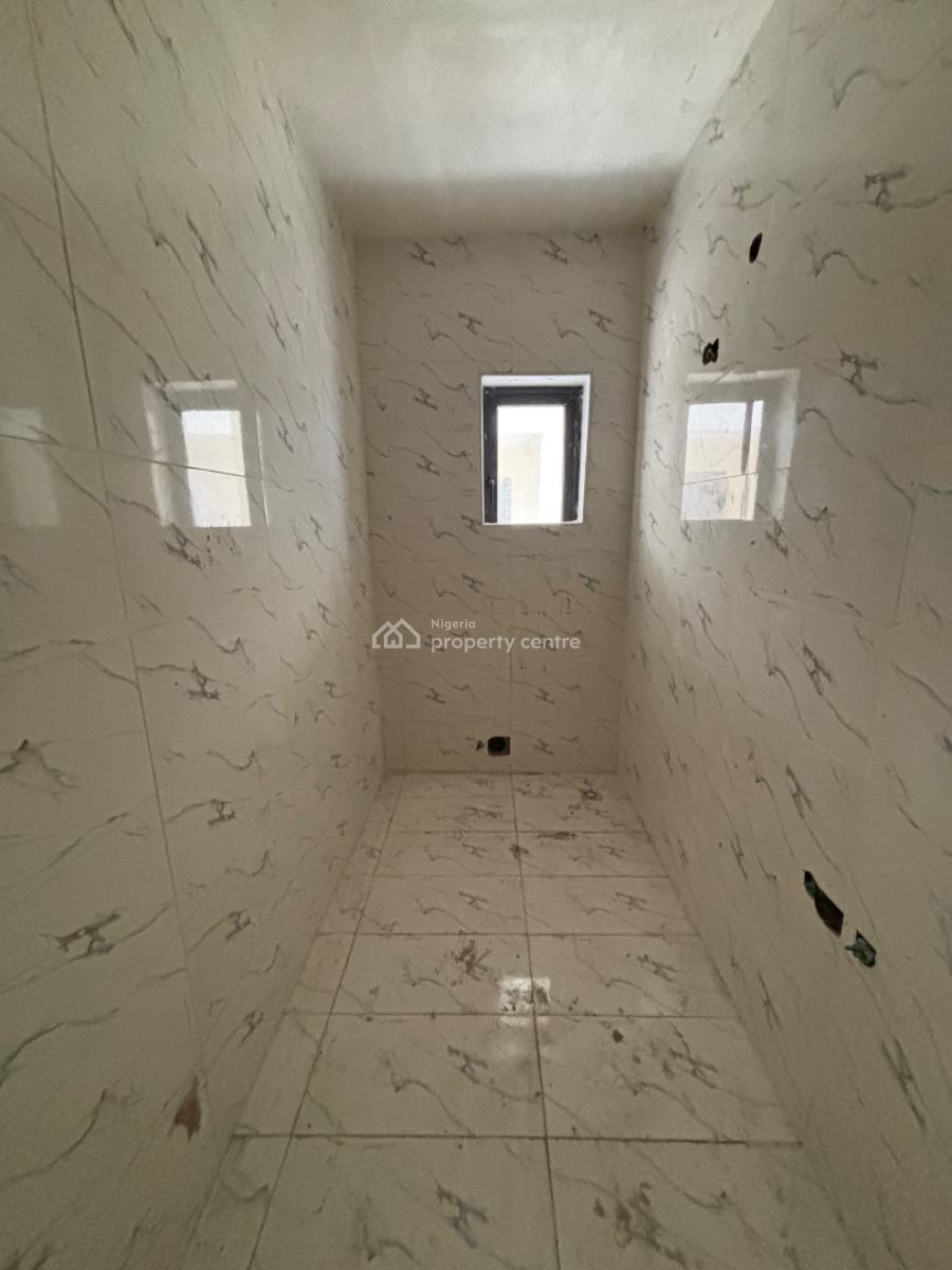 3 Bedroom Apartment with Swimming Pool and Gym, Lekki Phase 1, Lekki, Lagos, Flat / Apartment for Rent